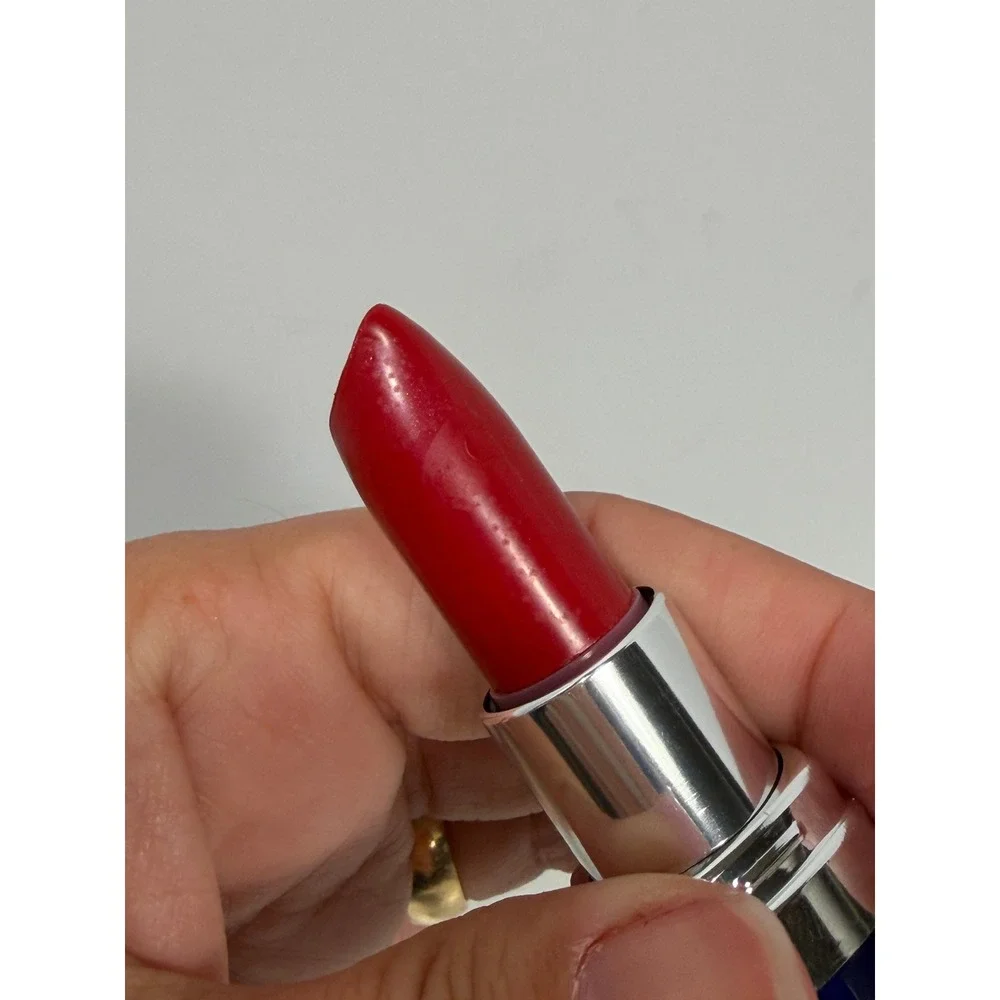 CoverGirl Continuous Color Lipstick 580 Classic Red 3g 0.13oz Old formula discon